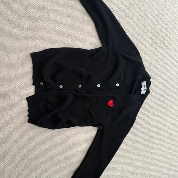 꼼데가르송가디건 100