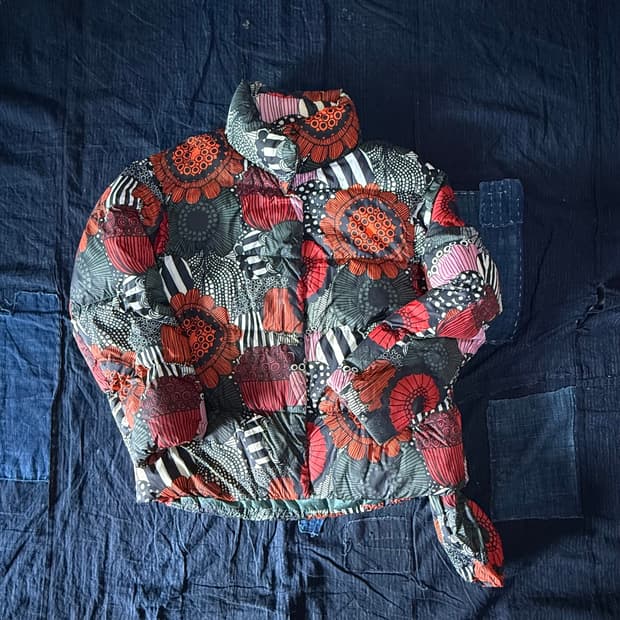 유니클로 x 마리메코 우먼 울트라 라이트 다운 코쿤 자켓 플라워 XL