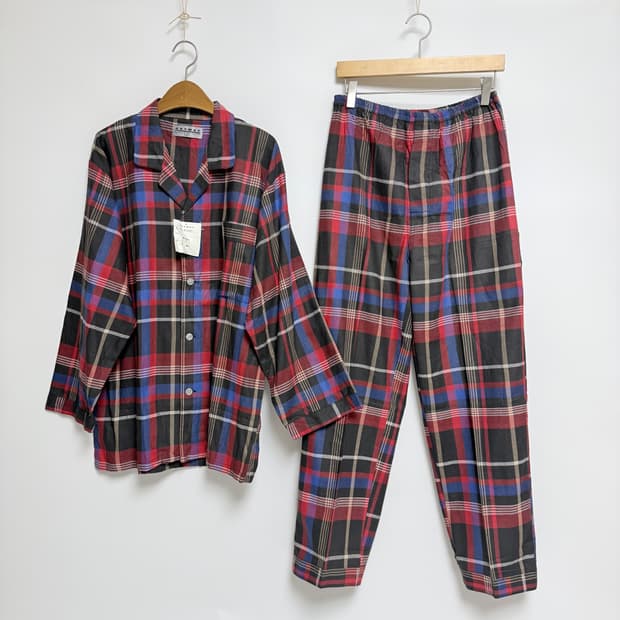 [면 100%]  체크무늬 긴팔 잠옷 세트 L