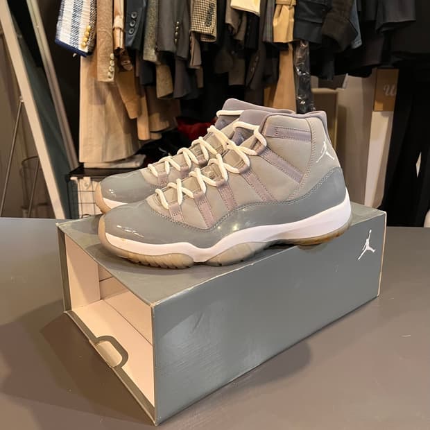 에어 조던 11 레트로 “쿨 그레이” (2010)