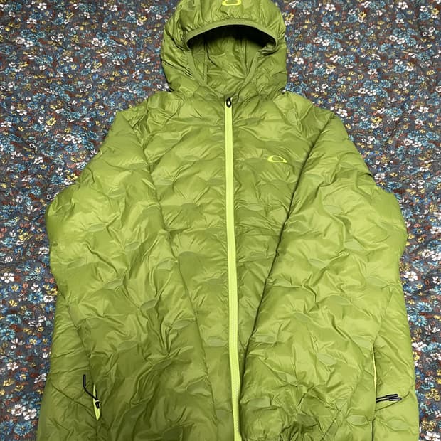 오클리 패딩자켓 말차색!!!