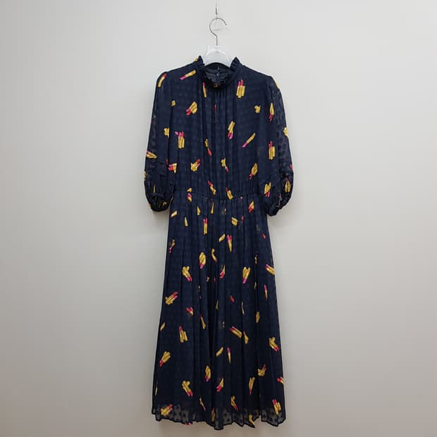 뮤베일 MUVEIL  프린팅 플리츠 롱 원피스 XS사이즈