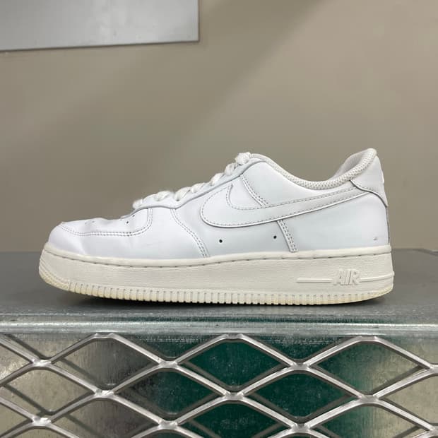 나이키 에어포스 1 로우 화이트 240