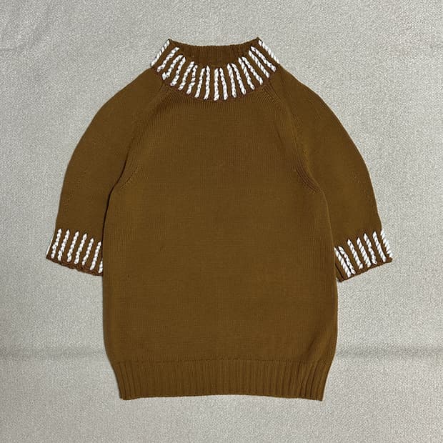 니나리치 하이넥 반팔 니트