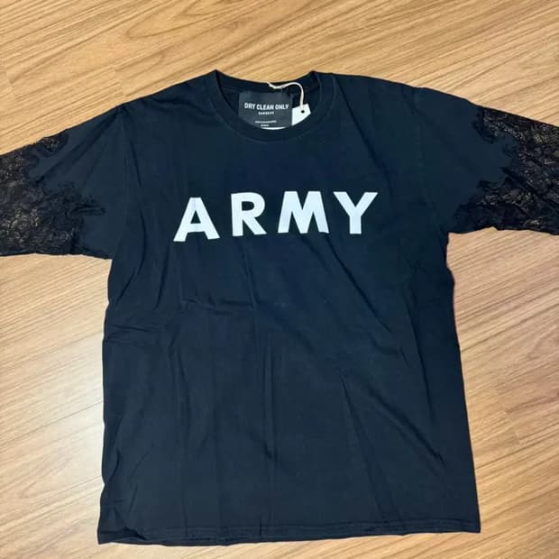 새제품 헤드투토 넘버프로젝트 드라이클린 온리 army 레이스 반팔 티셔츠