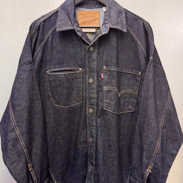 Levis 리바이스 프리미엄 데님 트위스트 셔켓