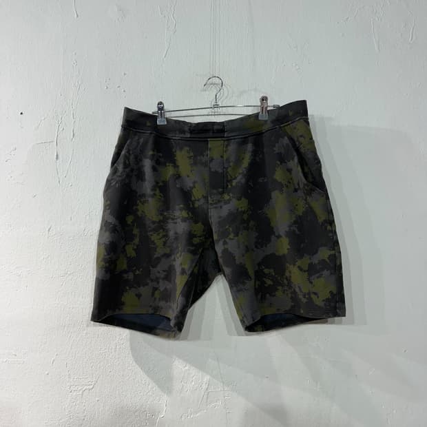 룰루레몬 시티 스웻 쇼츠 반바지 XL
