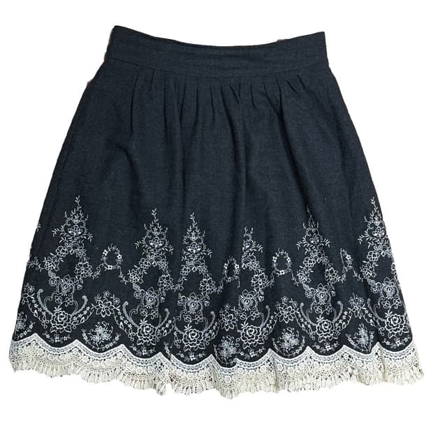 L’est rose 고딕 레이스 스커트