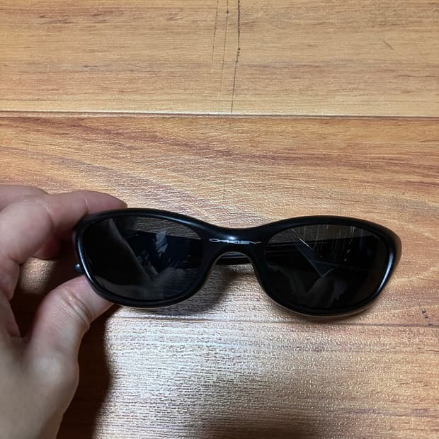 오클리 파이브스 2.0 새렌즈 블랙