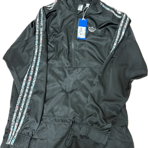 아디다스 하프 집업 새상품 💥💥💥💥