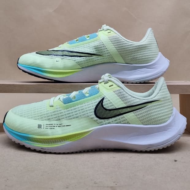 나이키 에어줌  라이벌플라이4  런닝화 245