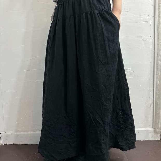 4f mori punching long skirt