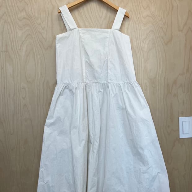 MAIS 마이스 나시 원피스 화이트