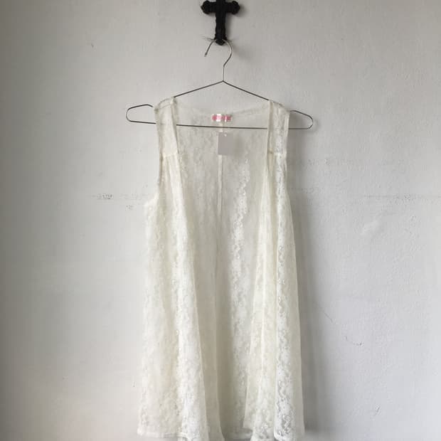 Lace open vest