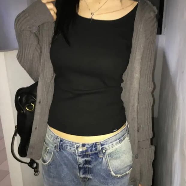 이즈이즈 드롭 후드 가디건