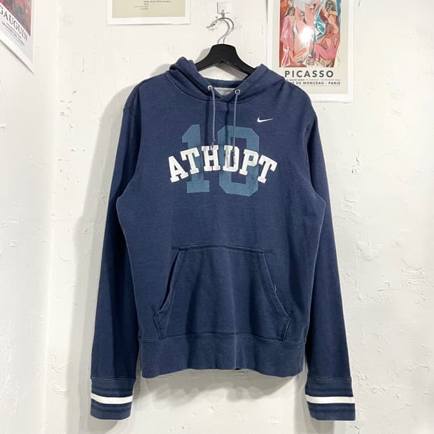 나이키 ATHDPT 자수 후드티