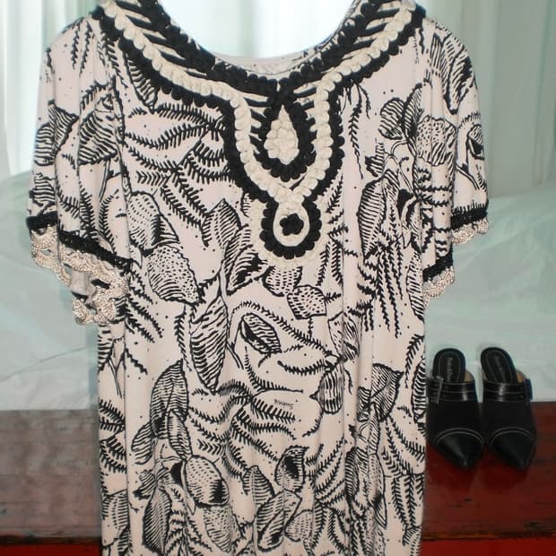 Ethnic Embroidered Tunic Top