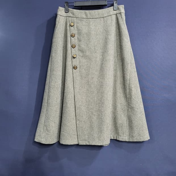 에셀리아 핀턱 밴드 스커트