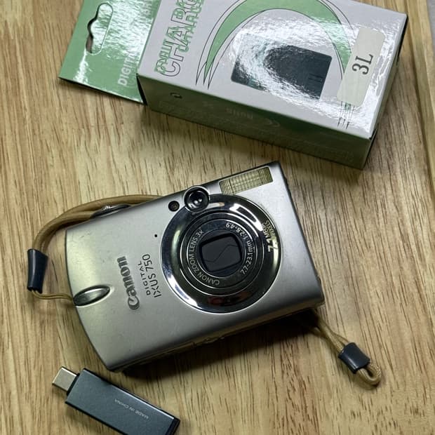 캐논 ixus 750 아일릿 원희 디카 canon 익서스 750