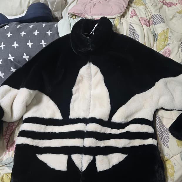 hc0323 아디다스 퍼자켓 L사이즈