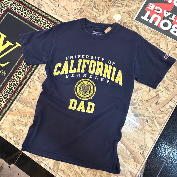 챔피언 네이비 티셔츠 California Berkeley