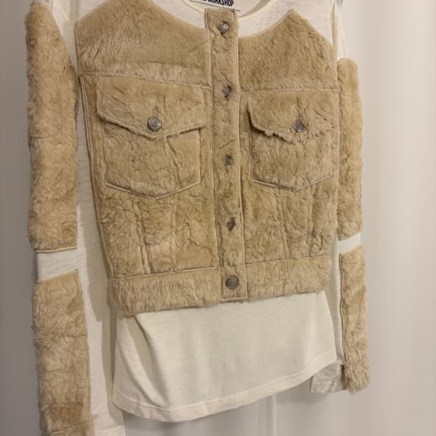 오들리워크샵 하이브리드 퍼 티셔츠 자켓