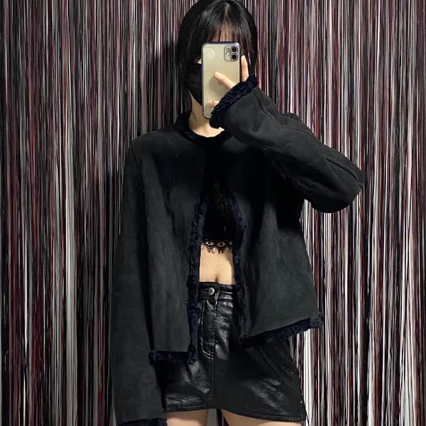 Japan) 블랙 노카라 무스탕  ✔️𝙎𝙞𝙯