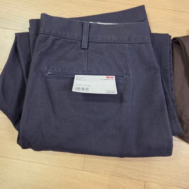 유니클로 스트레이트 치노 기장73 다크그레이