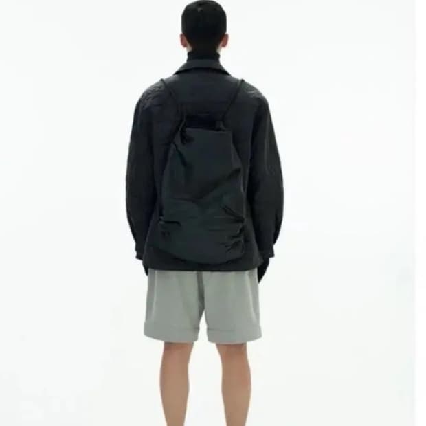 아모멘토 드로우 스트링 백 블랙