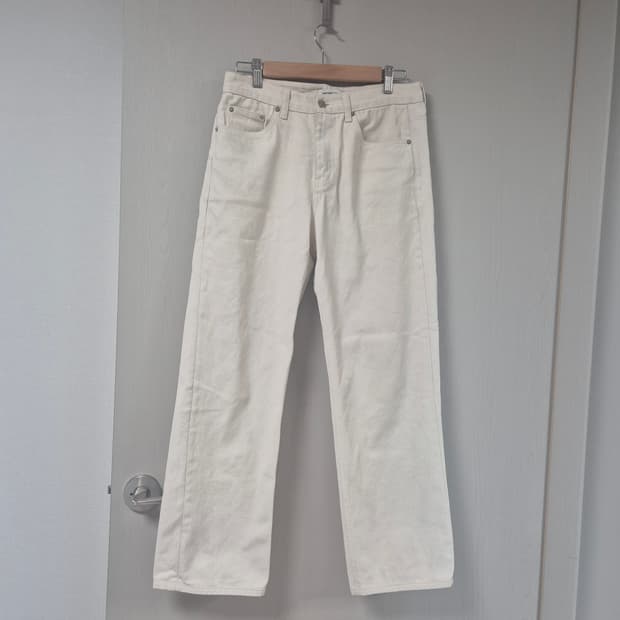 크림색 세미와이드 데님 30인치(이쁨)