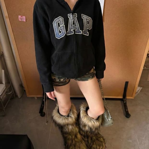 GAP 갭 그라데이션 로고 후리스 후드집업