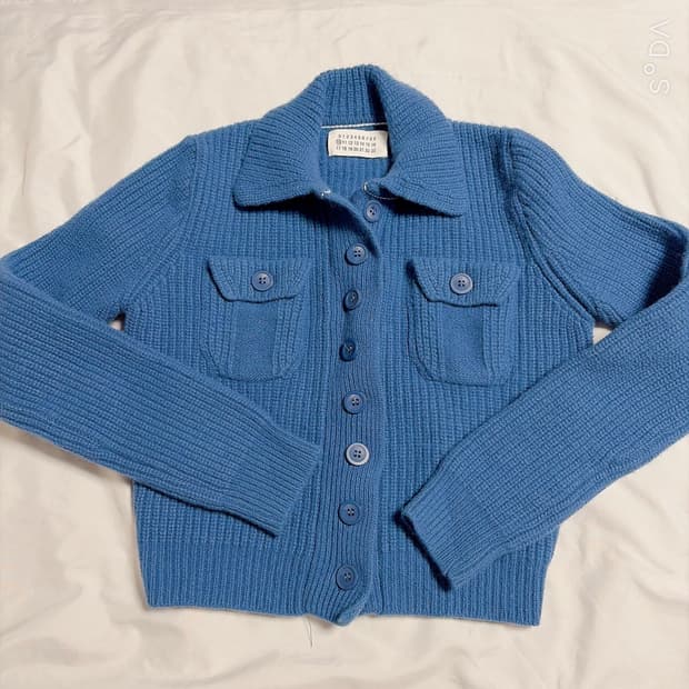 메종 마르지엘라 크롭 니트 가디건 블루