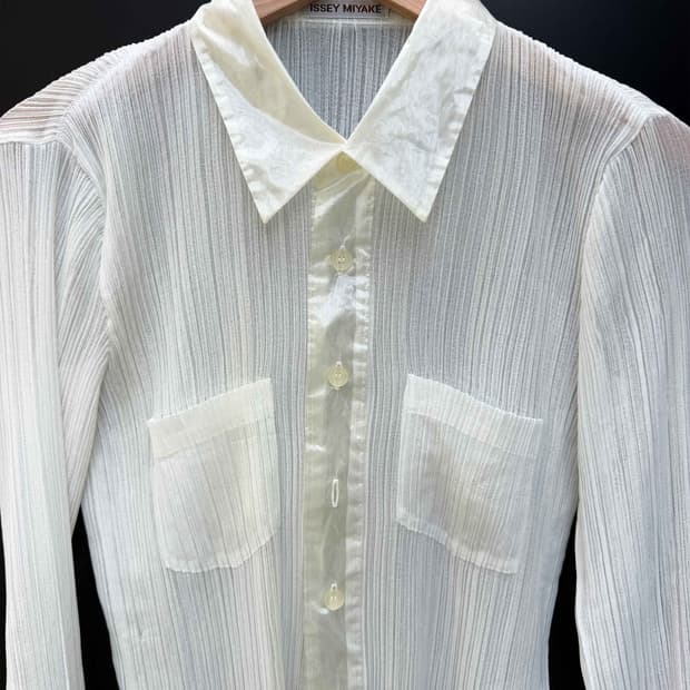 glossy pleats shirts