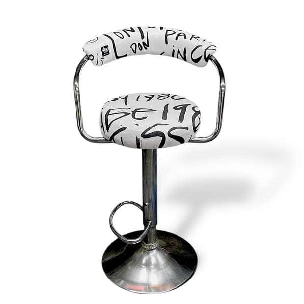 스투시  그래피티 바 체어