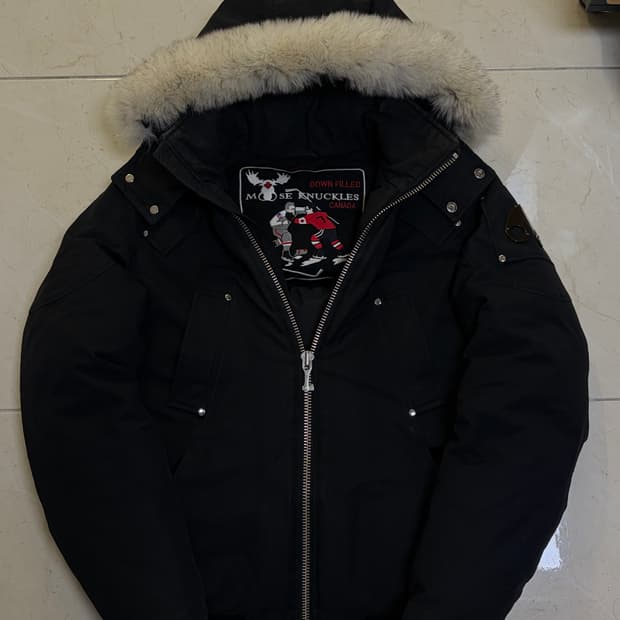 {새상품급}무스너클 발리스틱 패딩