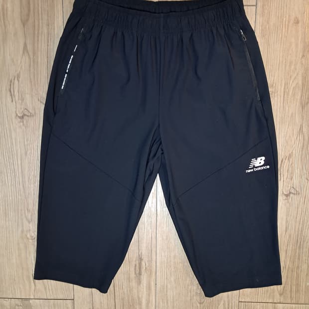 뉴발란스 반바지 M