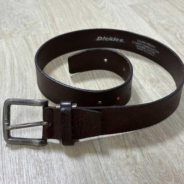 Dickies leather belt brown