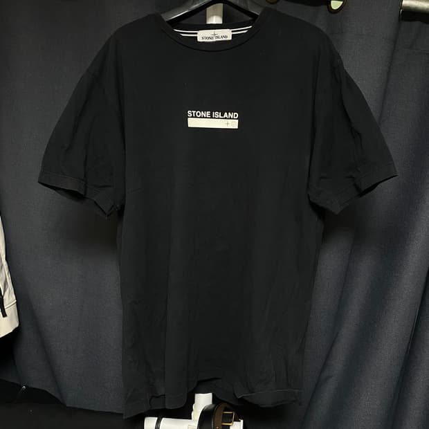 스톤아일랜드 스몰로고 티셔츠 블랙 XL