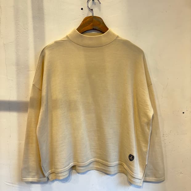  오르치발 니트