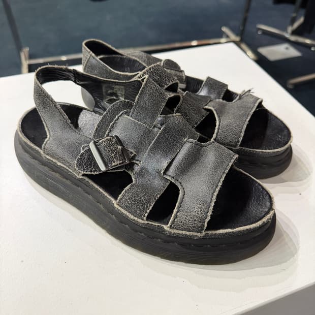 [230mm] 닥터마틴 ASHA 샌들