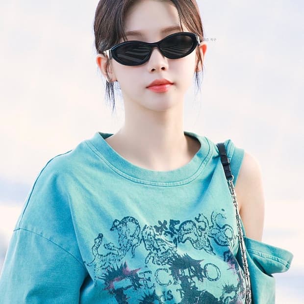 프라다 카리나 심볼 선글라스