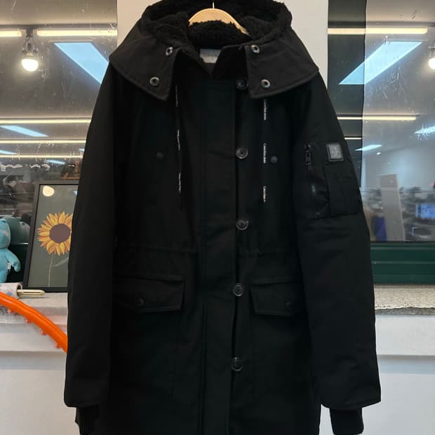 캘빈클라인 블랙 야상