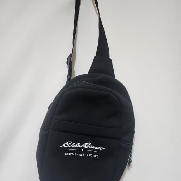 에디바우어 슬링백