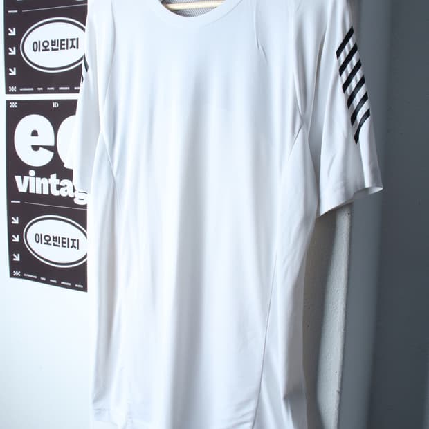 (M-XL) 데상트 반팔 티셔츠 기능성 화이트 런닝 러닝-H36062