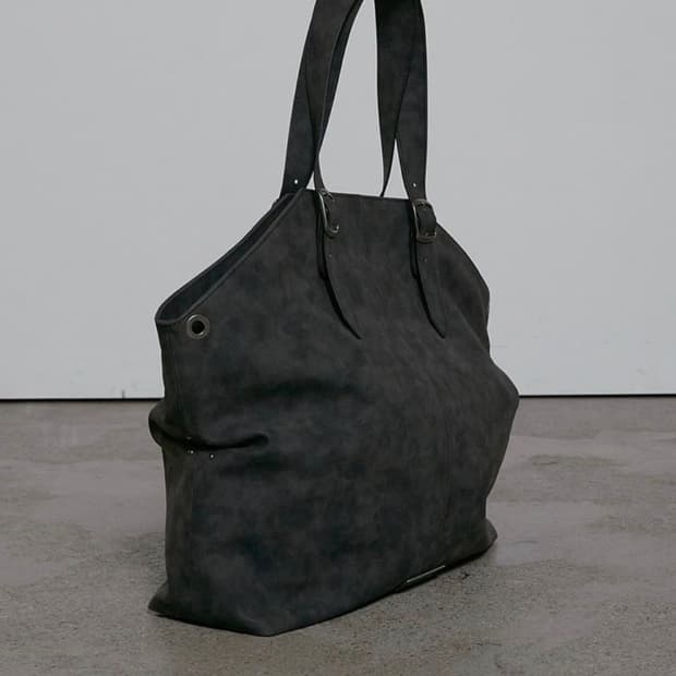 보헤미안서울 벨티드 셔링 레더 숄더백 차콜 브라운