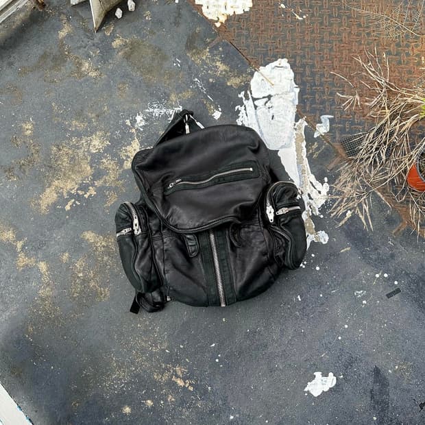 알렉산더왕 블랙 마르티 백팩 