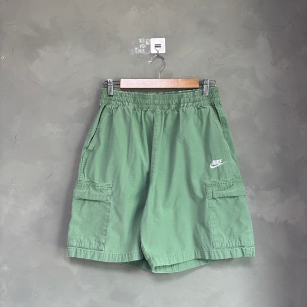 나이키 클럽 립스탑 카고 팬츠 반바지 그린