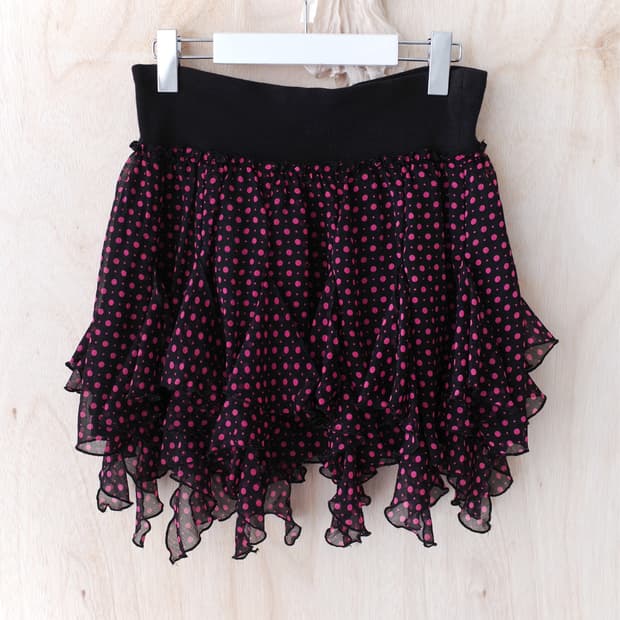 dot frill skirt