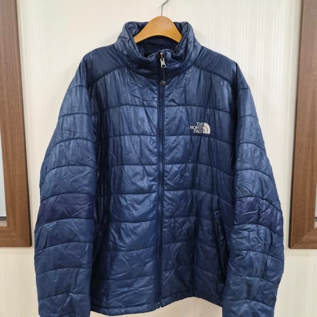 100) 노스페이스 경량 패딩 팝니다