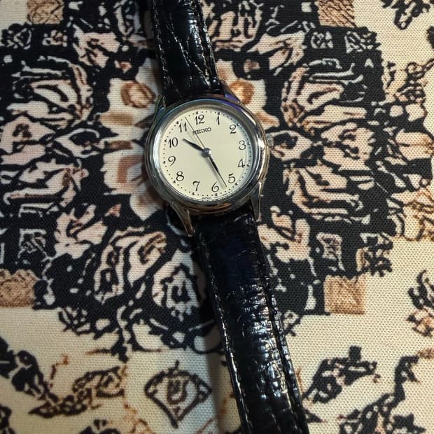 SEIKO 빈티지 여성 쿼츠 시계